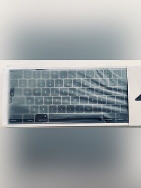 Apple A1843 Wireless Rechargeable Bluetooth Magic Keyboard Numeric Keypad- New